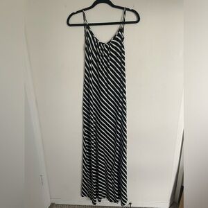 Women’s Maxi Dress